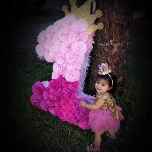 Meet your Posher, Perla